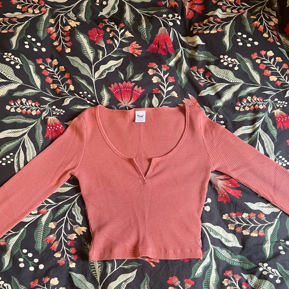 TNA Waffle Scoop Neck